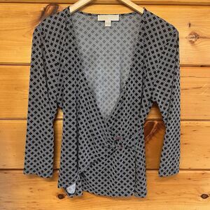 Michael Kors L Top Geometric Logo Crossbody Wrap Low V Cut Blouse 3/4 Slv Shirt